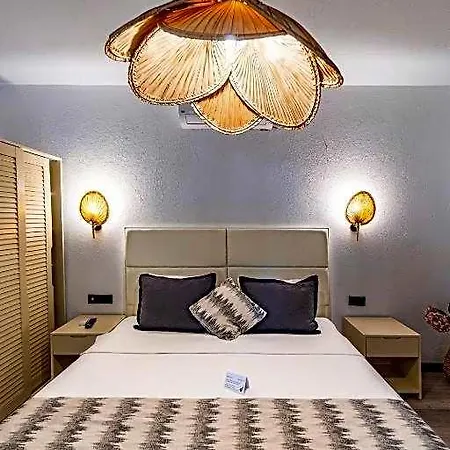 Dolce Luxury Отель 3*